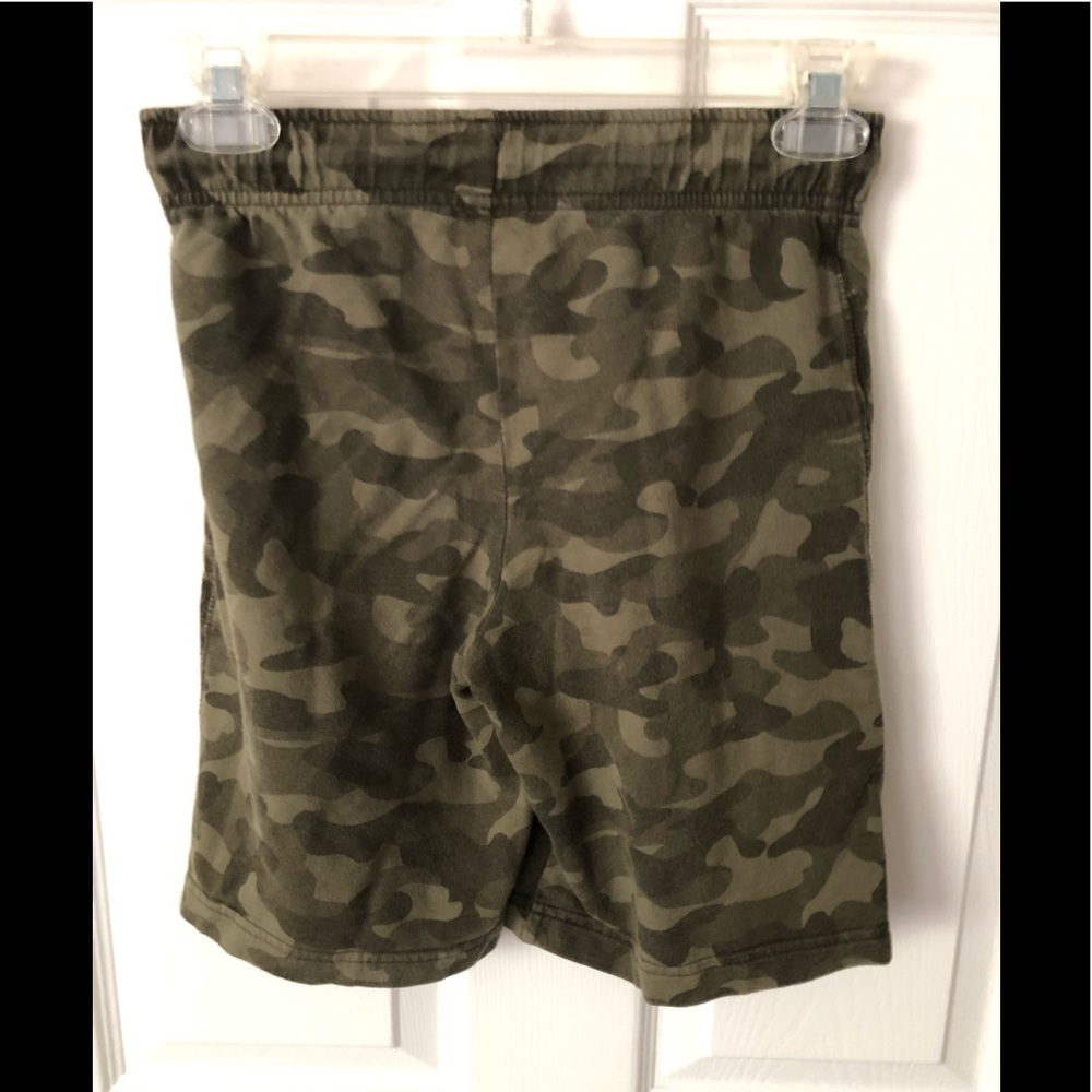 Circo Cotton Camouflage-print Shorts, Size 10. - Picture 2 of 3